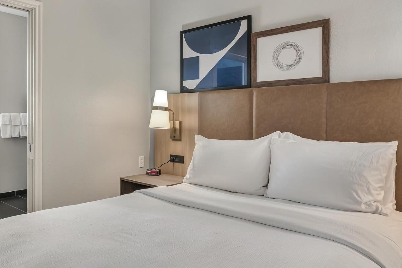Staybridge Suites Tyler University Area By Ihg Экстерьер фото